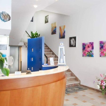 Arix Hotel Rimini Exterior photo